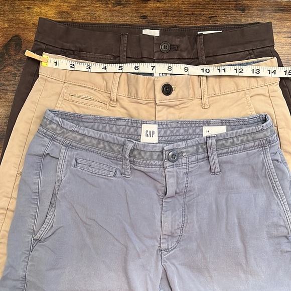 3 pairs men's Gap shorts 28 waist - Picture 4 of 15